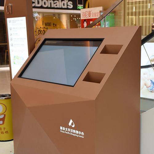 触控未来，点亮视界——海纳艺创引领智能导视与新零售交互新风尚